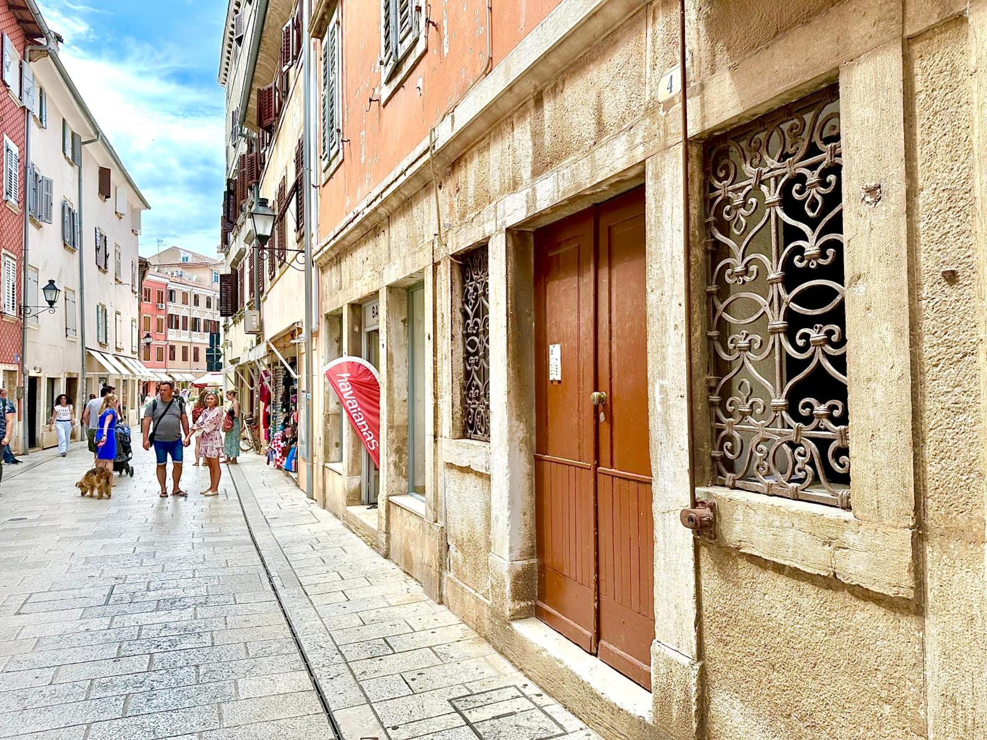 Romeo Apartments Rovigno Esterno foto